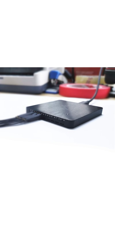 USB-Based Logic Analyzer with 400MHz Sampling Rate, 256Mbits Memory, USB 2.0 Interface, 16 Channels
